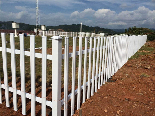 白色pvc栅栏厂家-价格-多少钱一米
